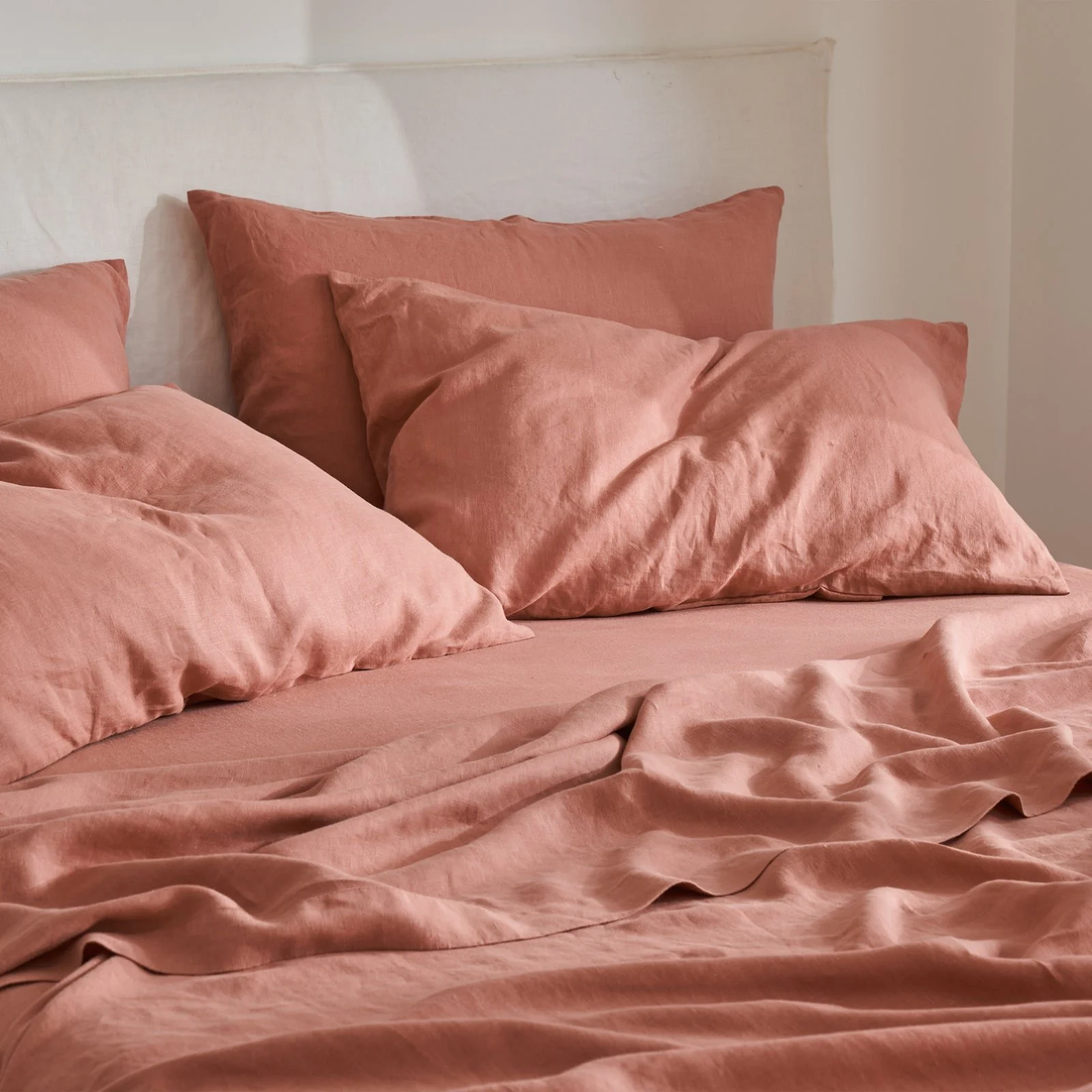 French Flax Linen Sheet Set in Rosa - Image 3