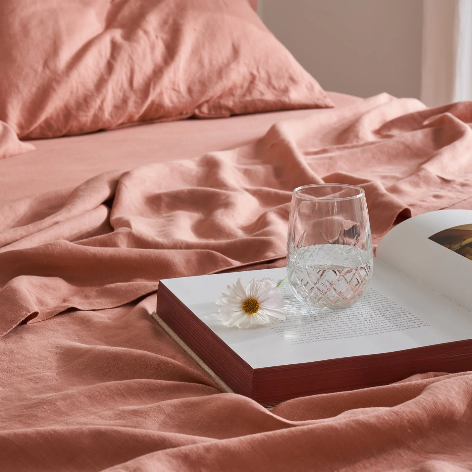 French Flax Linen Sheet Set in Rosa - Image 6